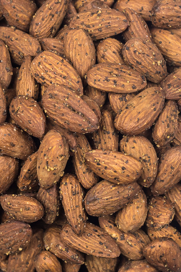 Sea Salt & Black Pepper Almonds (12 oz) image 0