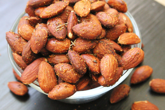 Garlic Almonds (12 oz) image 0