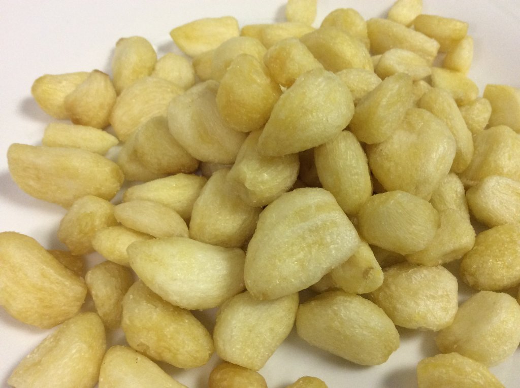 Garlic Chips (8 oz) image 0